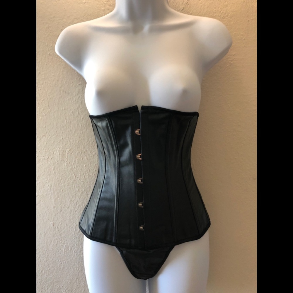 COPY - NWTO Women’s Waistlet Faux leather ribbon tie back